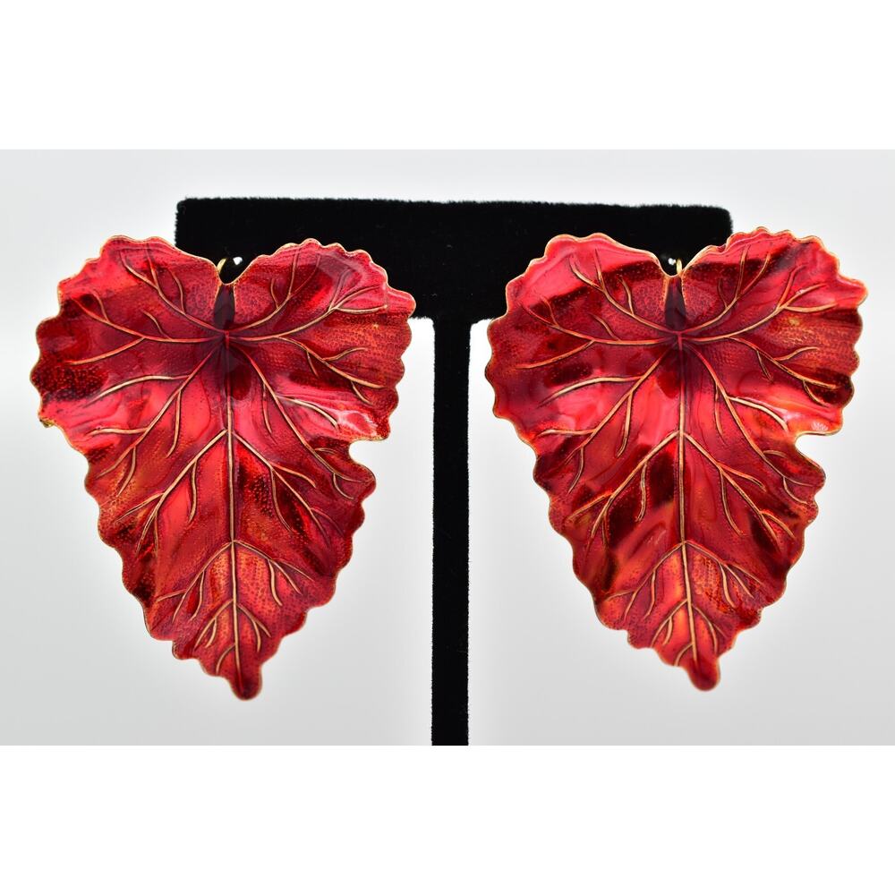 Vintage Autumn Leaf Earrings Dangle Earrings Red Enamel Gold Tone Chunky Bin7